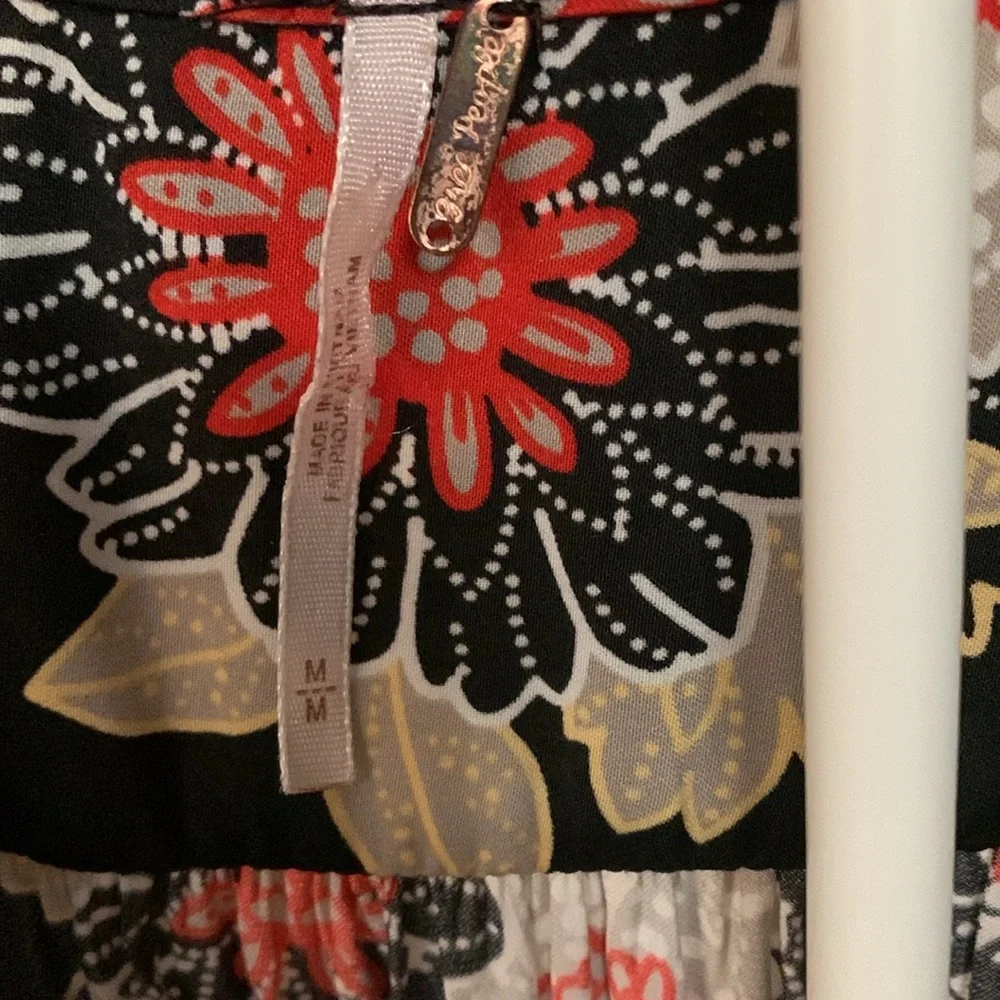 Free people Run Free Top.‎ NWOT retail 128